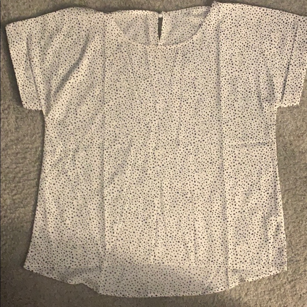 White with black dot short sleeve blouse